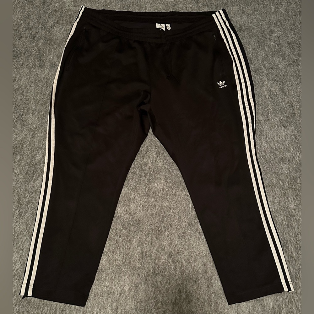 Women’s Adidas Black/White Hem-Zipped Stretch Track Pants GD2362- Size 4X